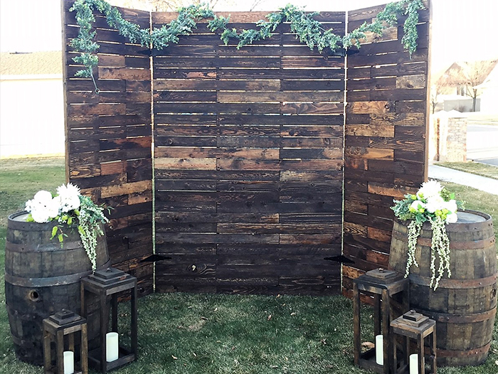 Hướng dẫn cách tạo wood backdrop how to từ những vật liệu đơn giản