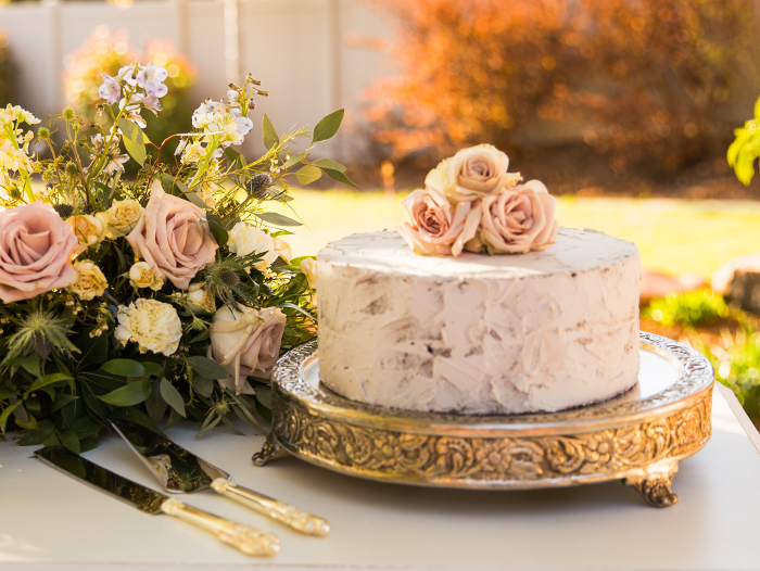 14 in deals cake stand