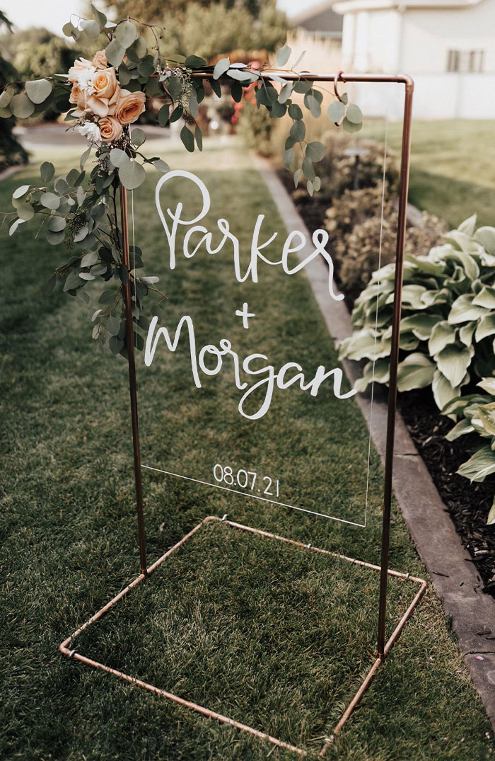 Gold Pipe Sign Stand  RENTAL – Creative in Bloom