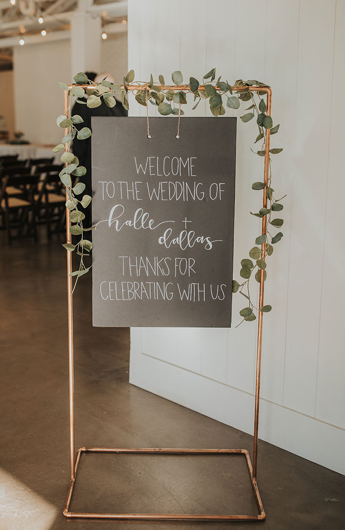 FRAMED RECTANGULAR CHALKBOARD EASEL SIGN - NATURAL WOOD – AyaZay Wedding  Shoppe